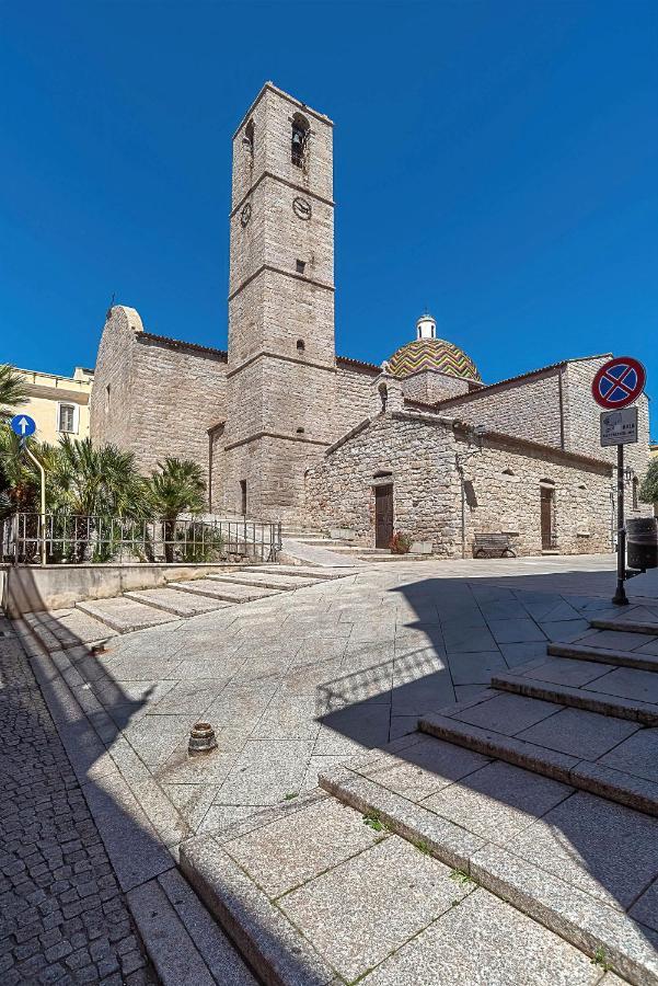 La Casa Del Pittore Olbia Exteriör bild